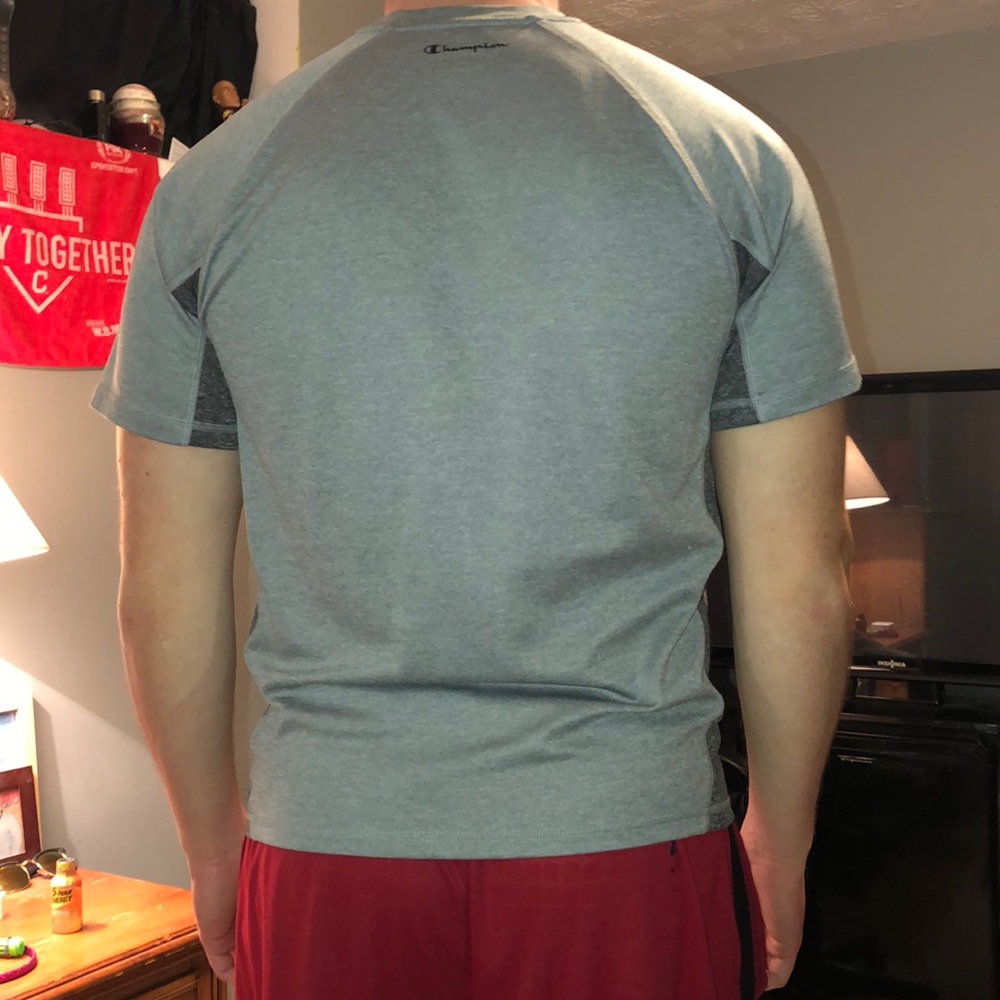 Champion tee - Picture 2 of 3